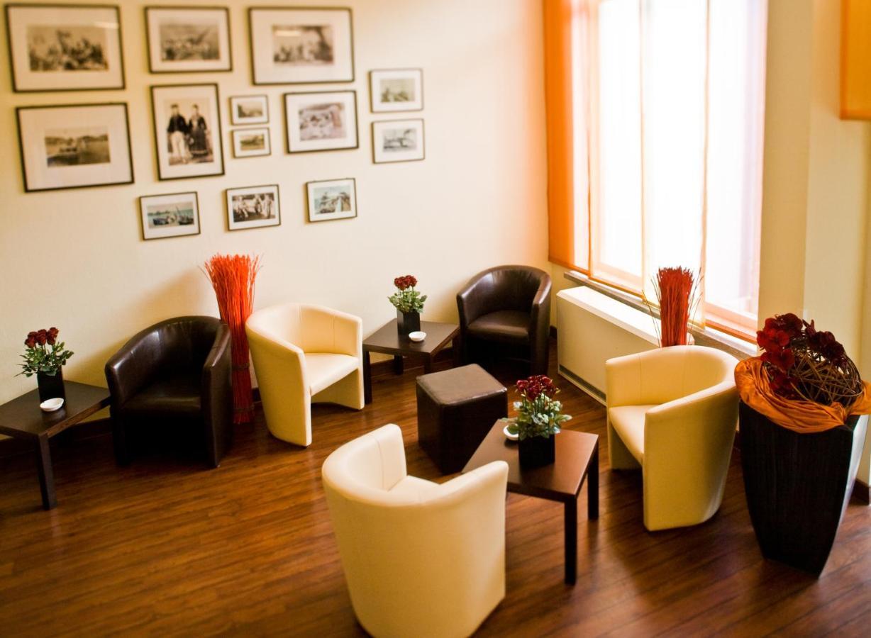 Hotel Xenia Sellin  Extérieur photo